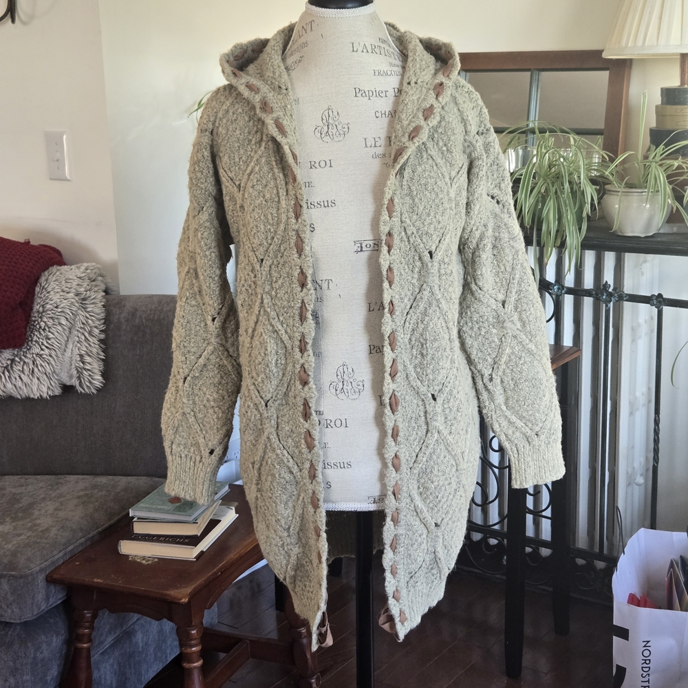 Cozy Knit Hooded Cardigan Sweater in Cream